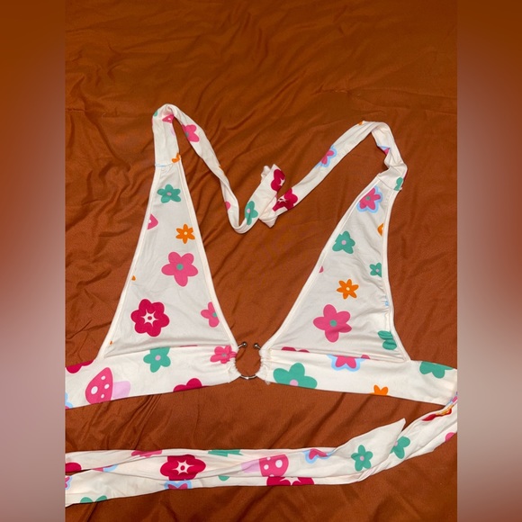 Beige 2 piece Set - Picture 3 of 3